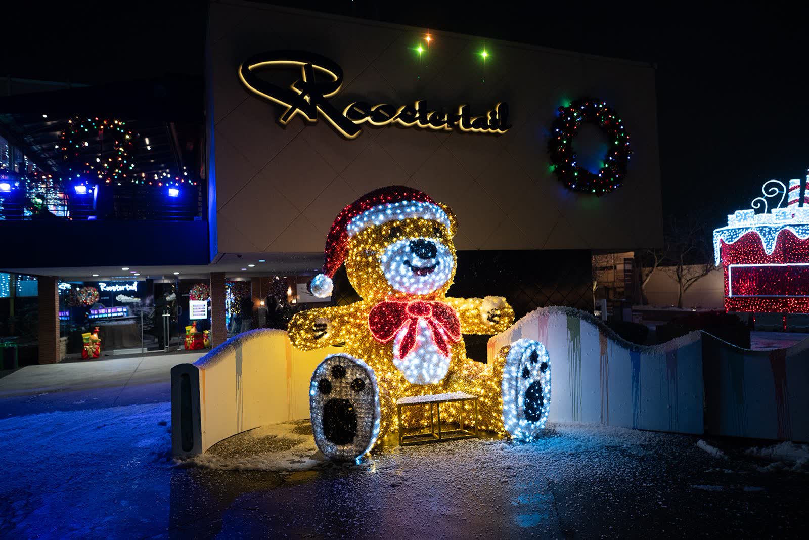 Corporate holiday party venue in Detroit decorated for Christmas